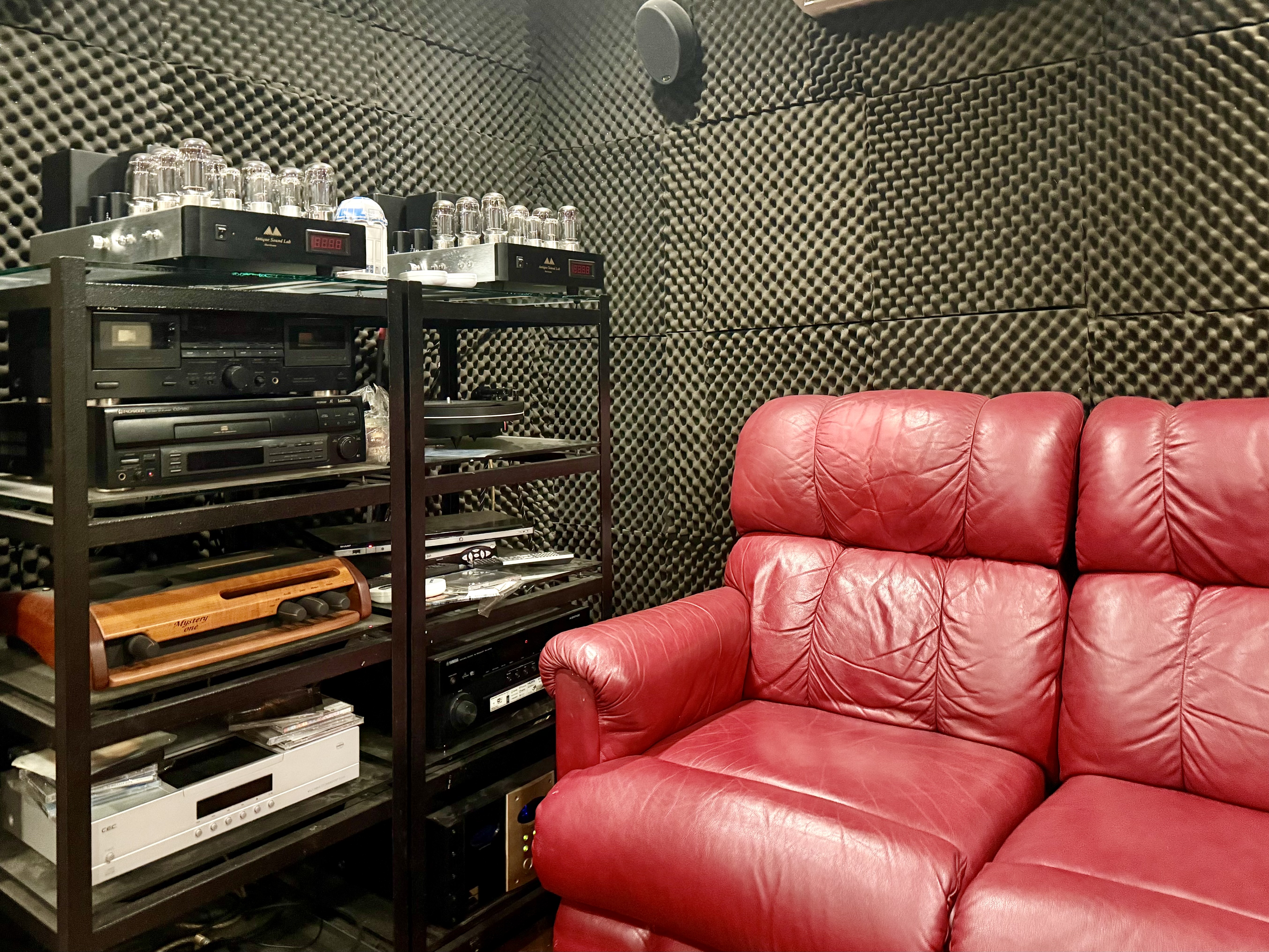 Soundproof Room Seating